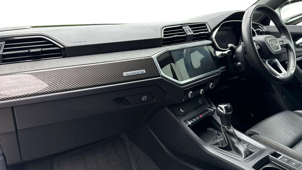 Audi Q3 40 Tdi 200 Quattro Vorsprung S Tronic Black #2