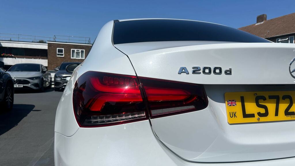Mercedes-Benz A Class 1.3 A200 Amg Line Edition Executive Hatchback  #19