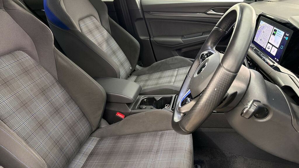 Volkswagen Golf Life Tsi White #15