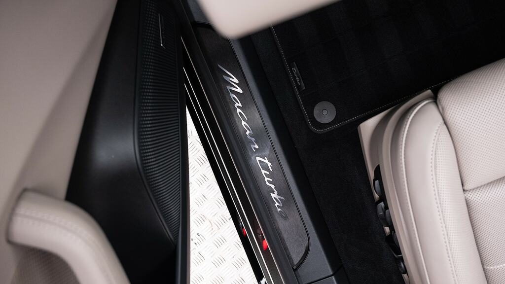 Porsche Macan V6 Gts Pdk Euro 6 Black #47