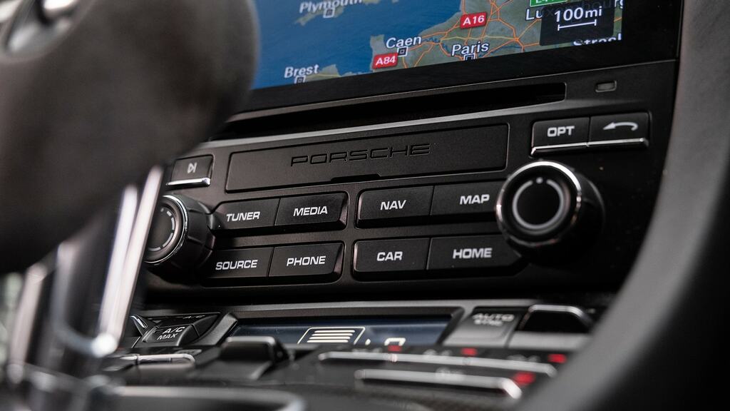 Porsche 911 Carrera 4S Cabriolet Pdk Silver #33