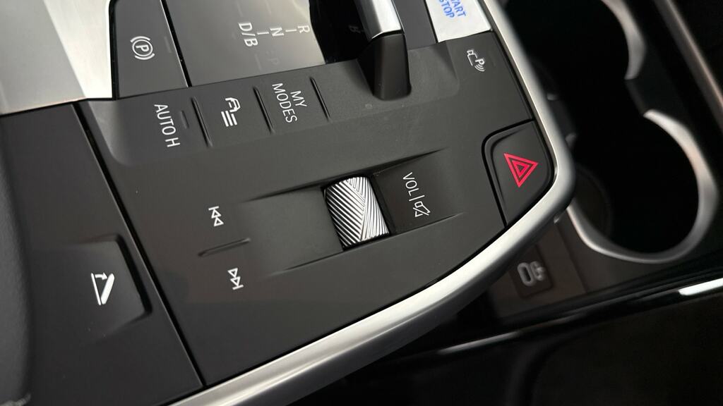 BMW iX1 150Kw Edrive20 Shadow Edition 65Kwh Black #19