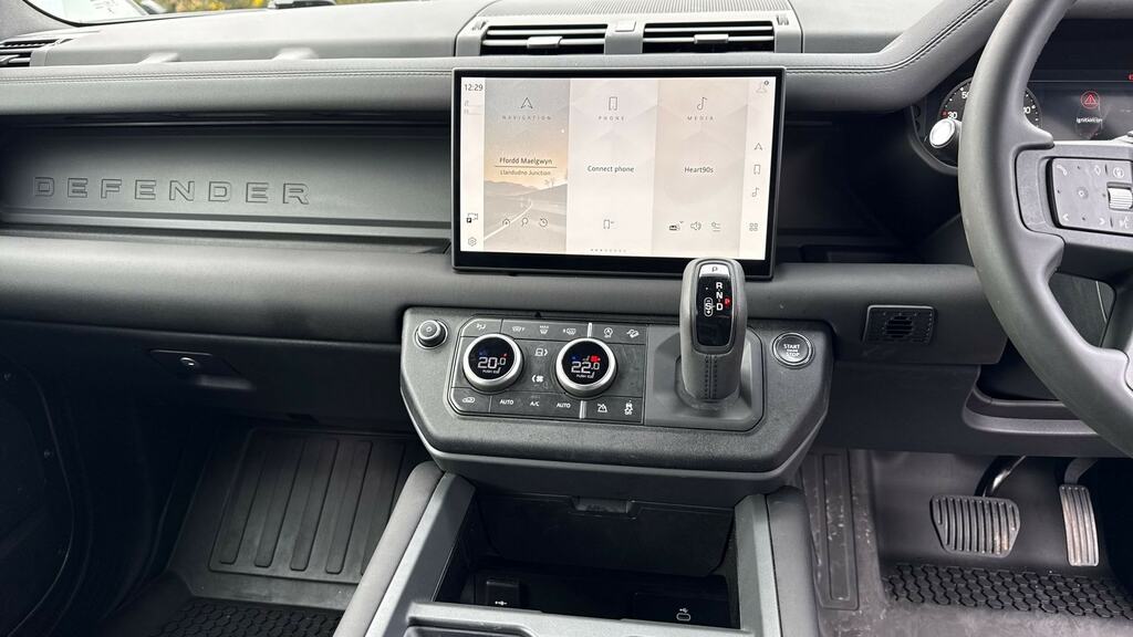 Land Rover Defender 90 3.0 D250 X-dynamic Hse  #14