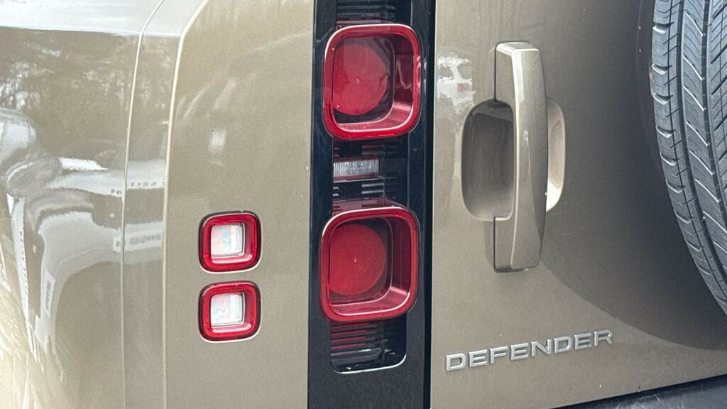 Land Rover Defender 90 3.0 D250 X-dynamic Hse  #19