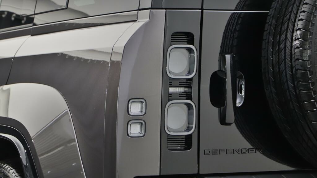 Land Rover Defender 110 Suv Black #19