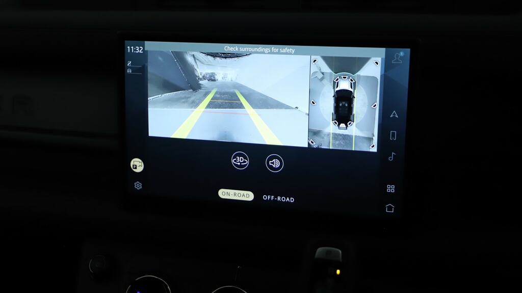Land Rover Defender 110 Suv Black #12