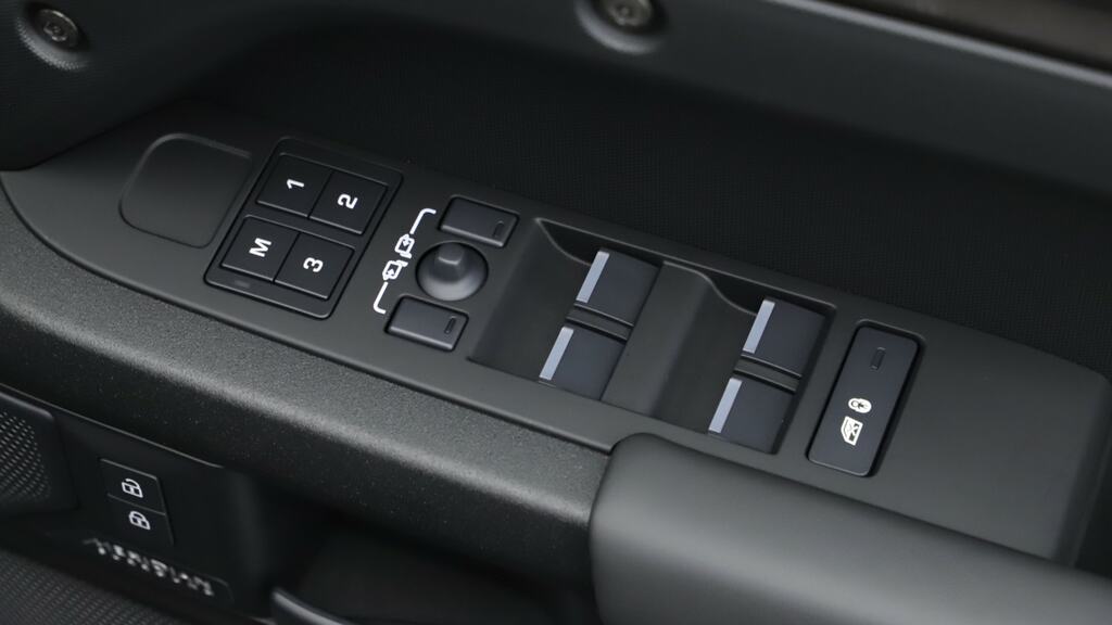 Land Rover Defender 110 Suv Black #22