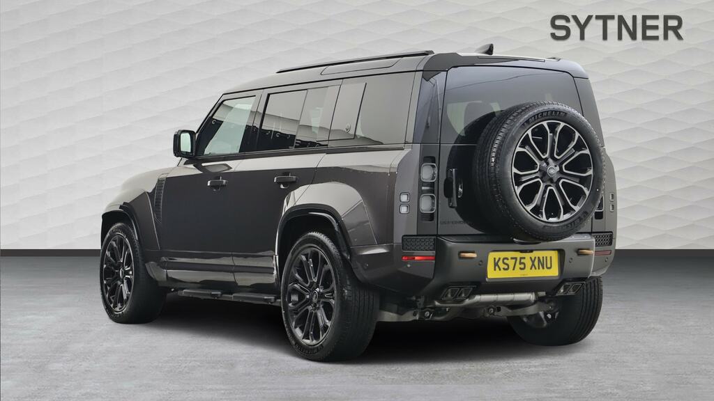Land Rover Defender 110 4.4 P635 Octa 110 Grey #2