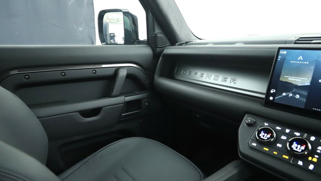 Land Rover Defender 110 Suv Black #21