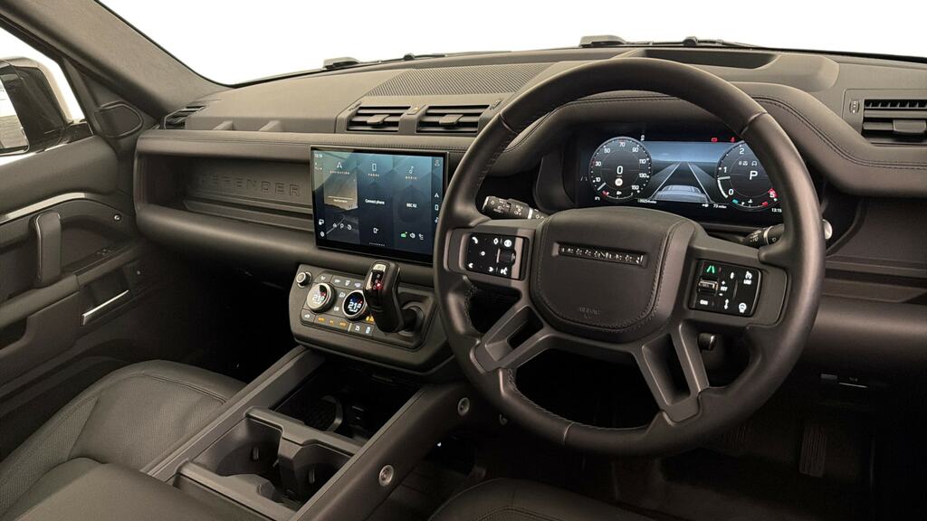 Land Rover Defender 110 X-dynamic Hse Black #9