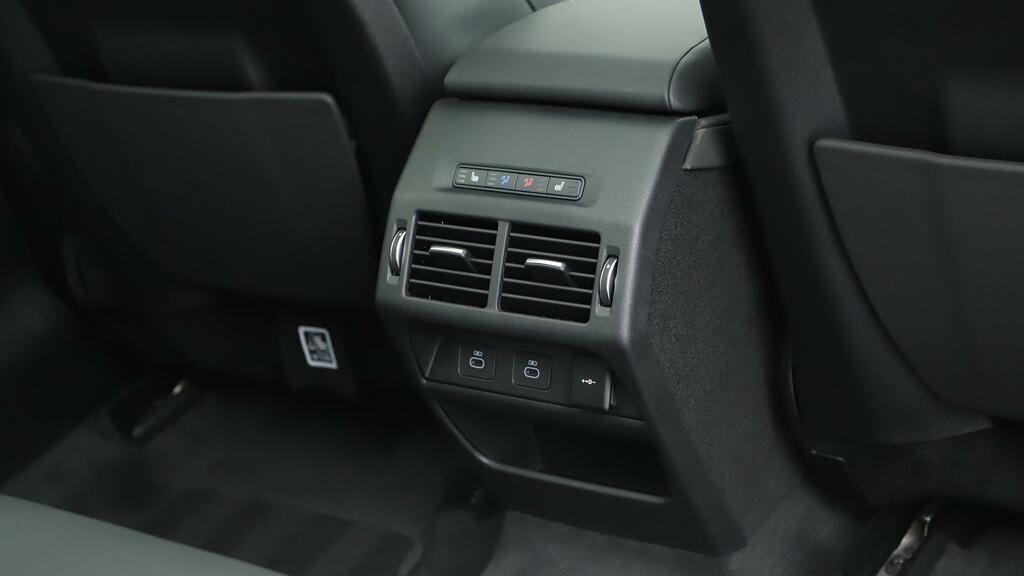 Land Rover Discovery Sport D200 Dynamic Se Eiger Grey Grey #18