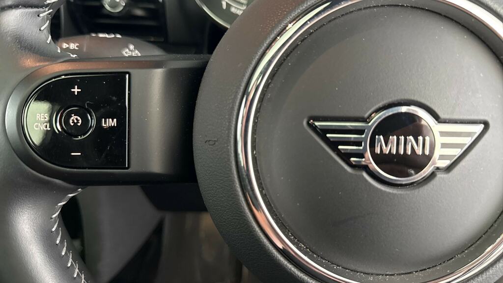 Mini Clubman 1.5 Cooper Exclusive Premium Plus 6Dr Green #17
