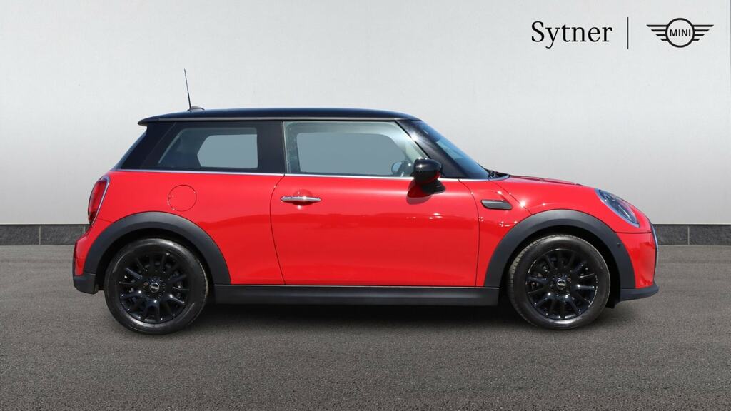 Mini Hatch 1.5 Cooper Classic Premium Plus Red #3