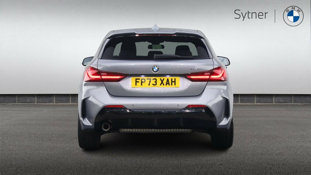 BMW 1 Series Sport White #15