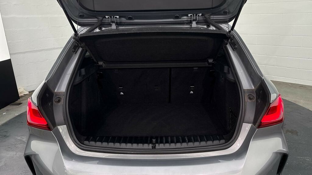 BMW 1 Series Sport White #13
