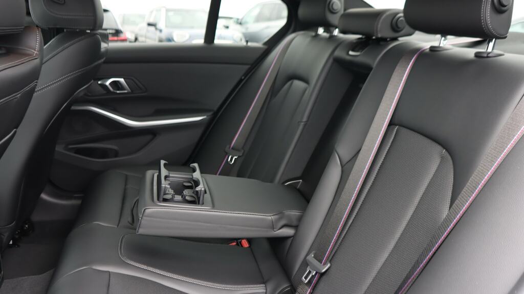 BMW 3 Series M340i Xdrive Mht Step Red #32