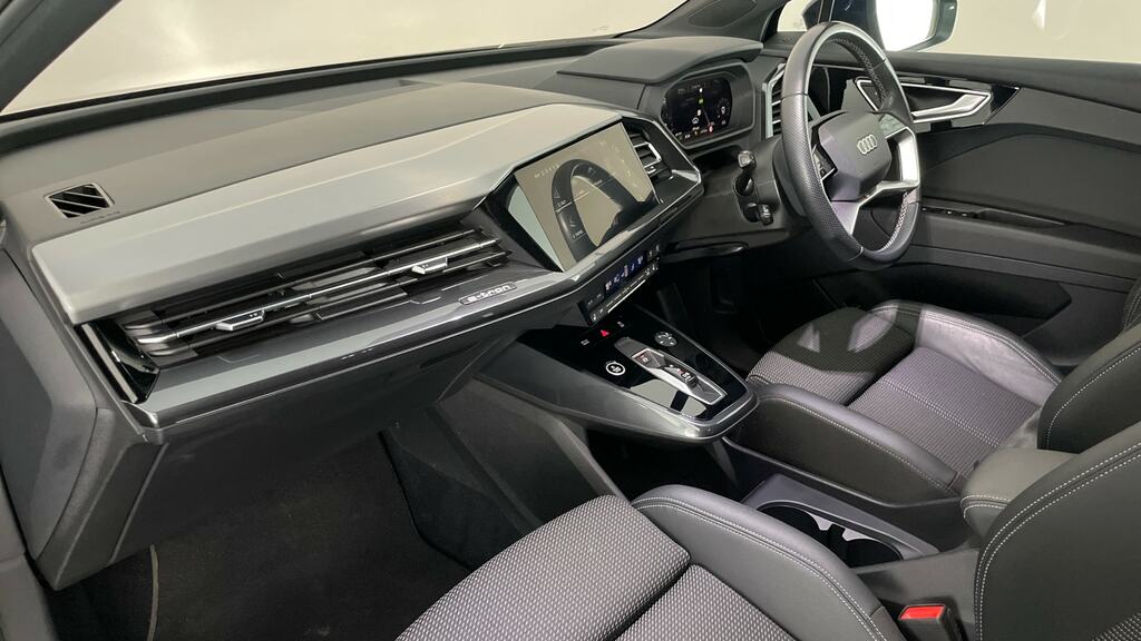 Audi Q4 E Tron 40 S Line Suv 82Kwh 204 Ps Grey #11