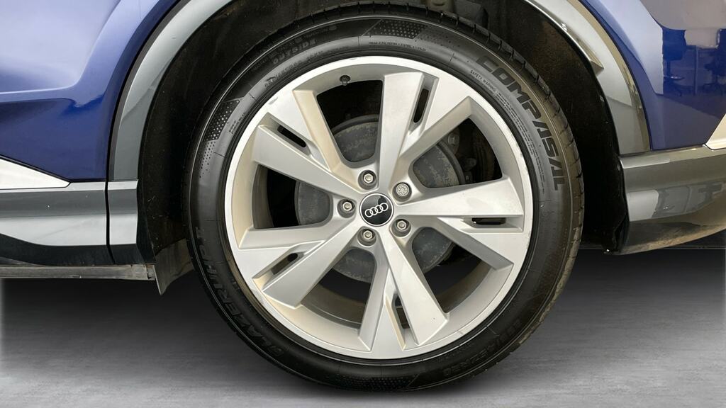 Audi Q4 E Tron 40 S Line Suv 82Kwh 204 Ps Grey #25