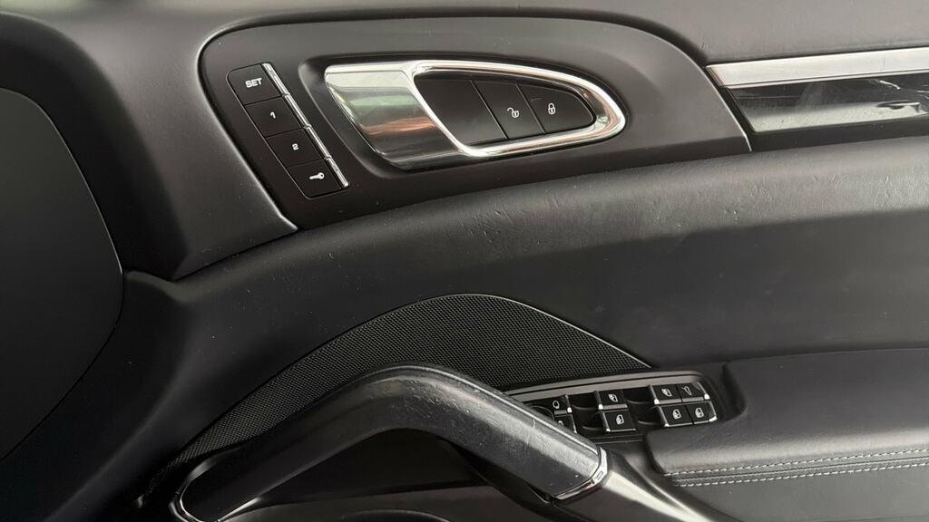 Porsche Cayenne 2016 3.0 D V6 Platinum Edition Tiptronic S Panoram Black #21