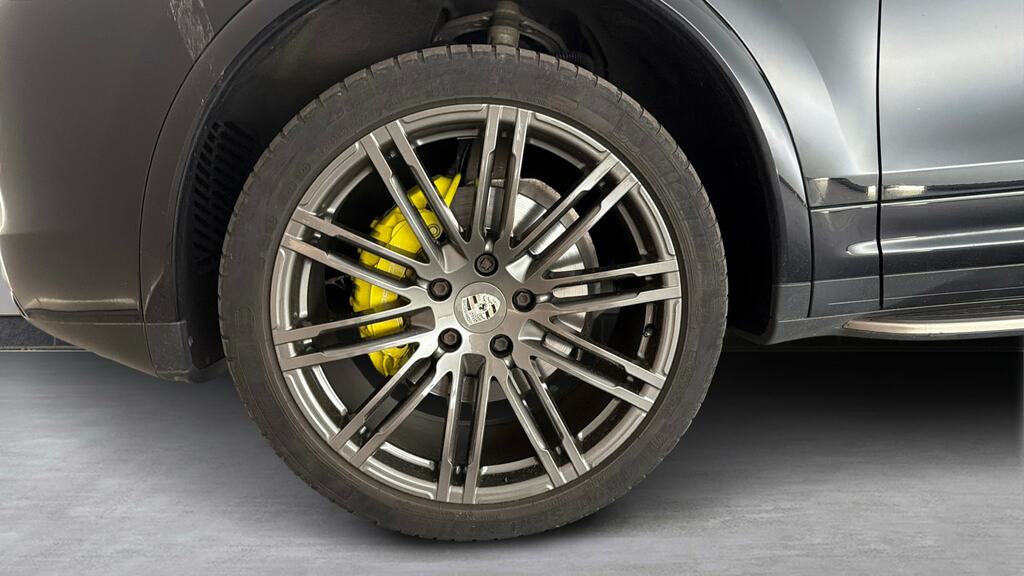 Porsche Cayenne 2016 3.0 D V6 Platinum Edition Tiptronic S Panoram Black #26
