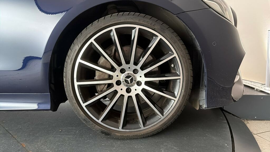 Mercedes-Benz E Class E400d 4Matic Amg Line Premium 9G-tronic Grey #27