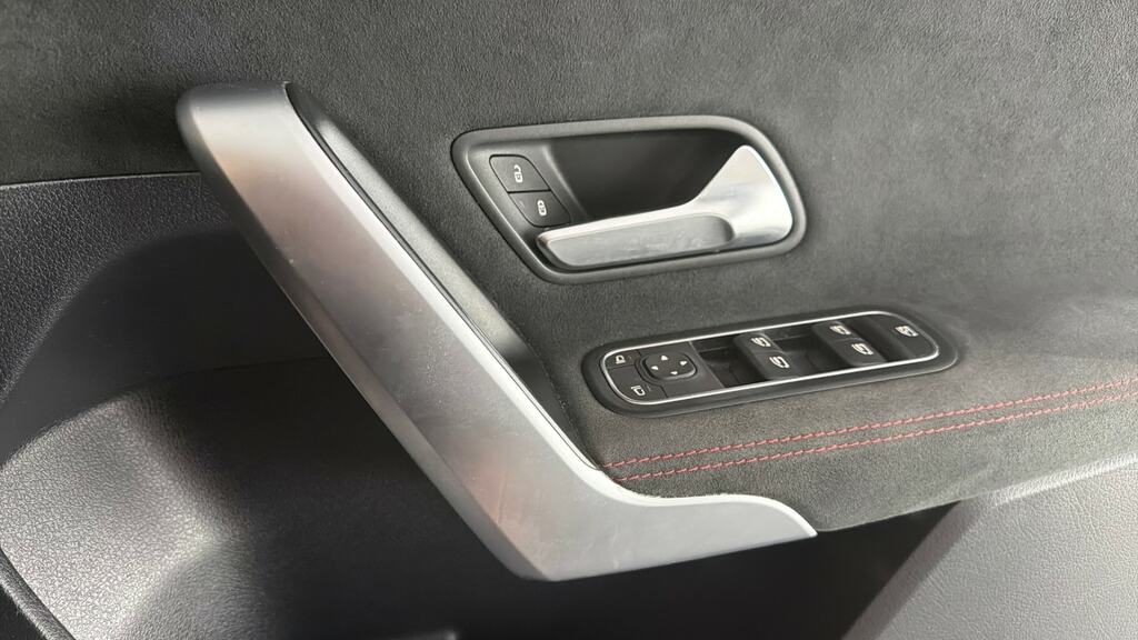 Mercedes-Benz A Class A180d Amg Line Executive Black #21