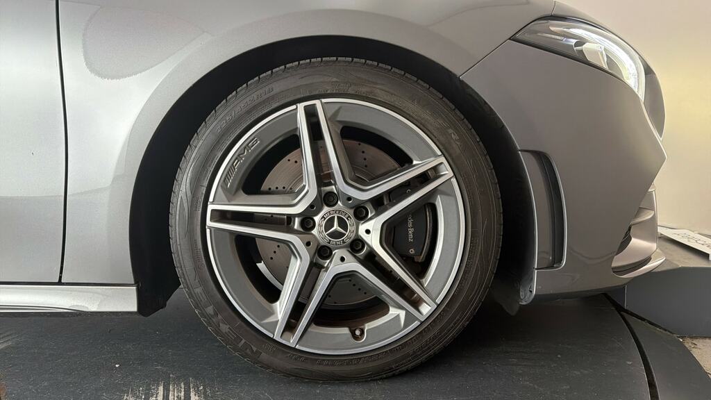 Mercedes-Benz A Class A180d Amg Line Executive Black #23