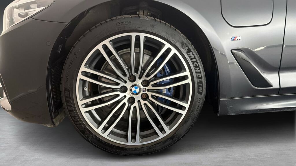 BMW 5 Series 2018 18 2.0  #26