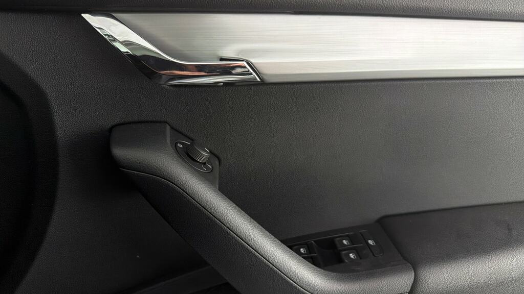 Skoda Octavia 1.5 Tsi Se Drive Silver #20