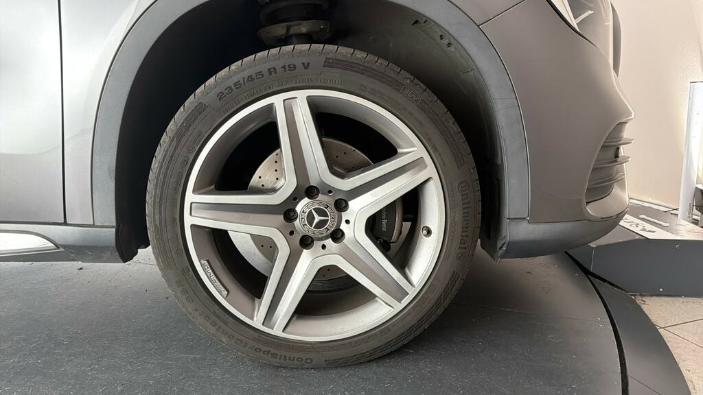 Mercedes-Benz GLA Class Gla 200 Se Brown #23