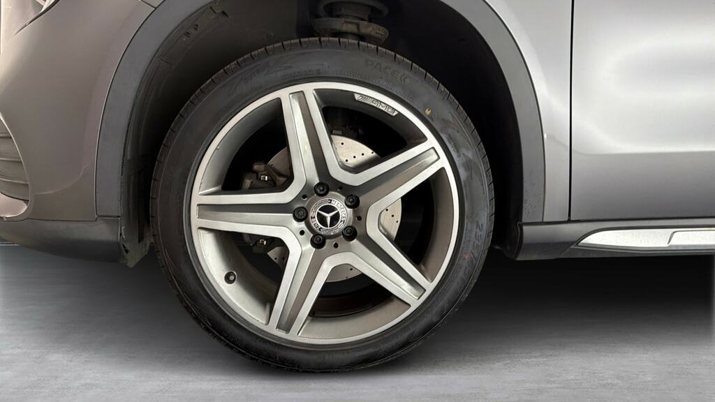 Mercedes-Benz GLA Class Gla 200 Se Brown #26