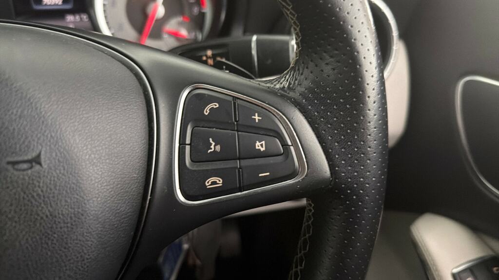 Mercedes-Benz CLA Class Cla 200 D Amg Black #18