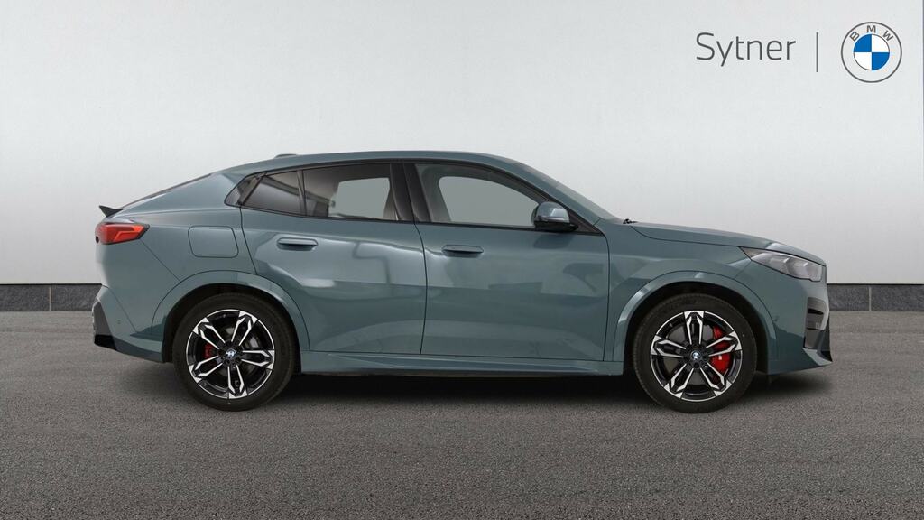 BMW iX2 230Kw Xdrive30 M Sport 65Kwh Techpro Green #3