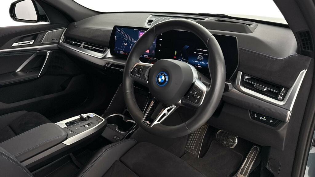 BMW iX2 230Kw Xdrive30 M Sport 65Kwh Techpro Green #6
