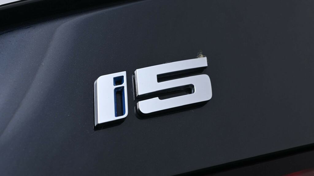 BMW i5 G60 Edrive40 M Sport Saloon Black #31