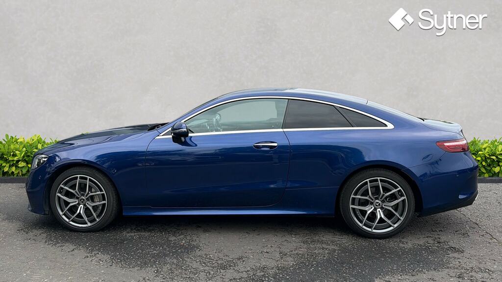 Mercedes-Benz E Class E300 Amg Line Premium 9G-tronic Blue #3