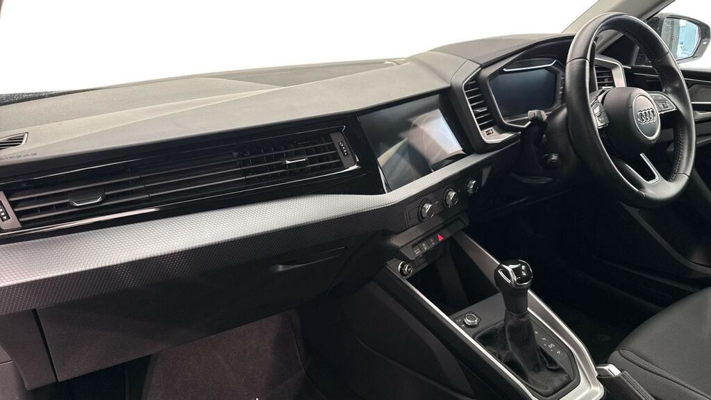 Audi A1 30 Tfsi Sport S Tronic Black #2