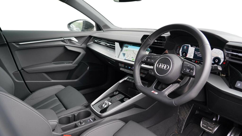 Audi A3 35 Tfsi S Line S Tronic Comfortsound Black #6