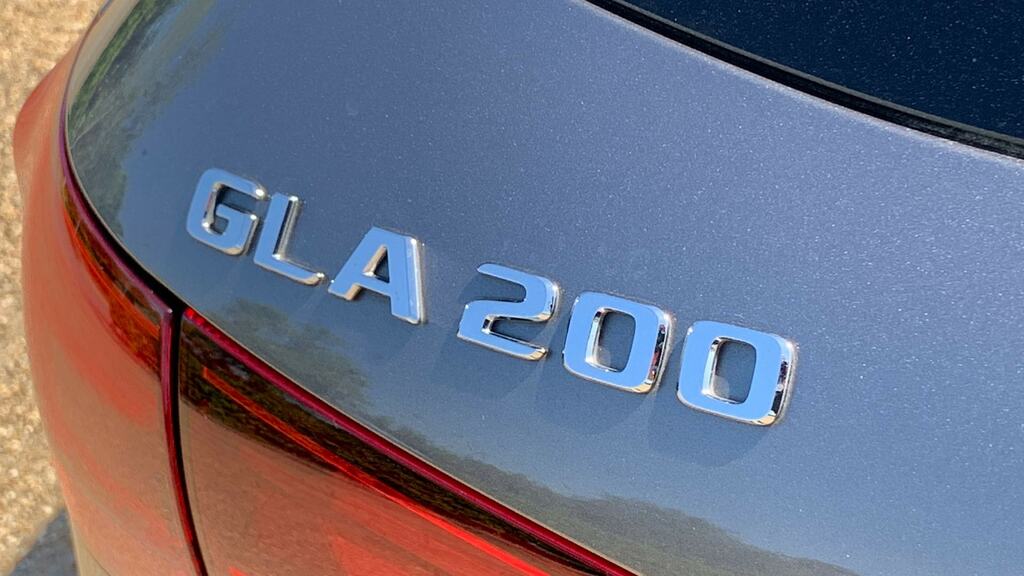 Mercedes-Benz GLA Class 180 Sport Edition Grey #19