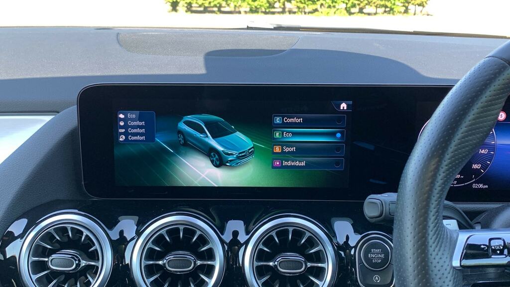 Mercedes-Benz GLA Class 180 Sport Edition Grey #23