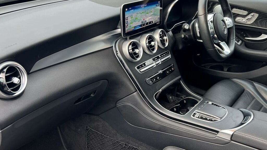 Mercedes-Benz GLC Class Glc 300 Amg Line Premium 4Matic Blue #8