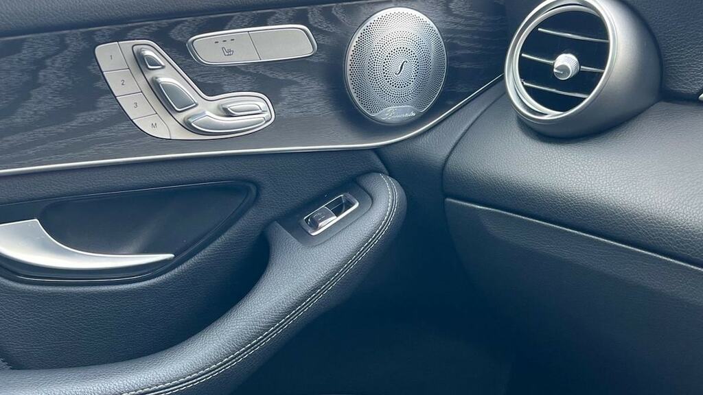 Mercedes-Benz GLC Class Glc 300 Amg Line Premium 4Matic Blue #22
