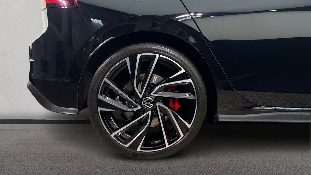 Volkswagen Golf 2.0 Tsi Gti Dsg Black #5