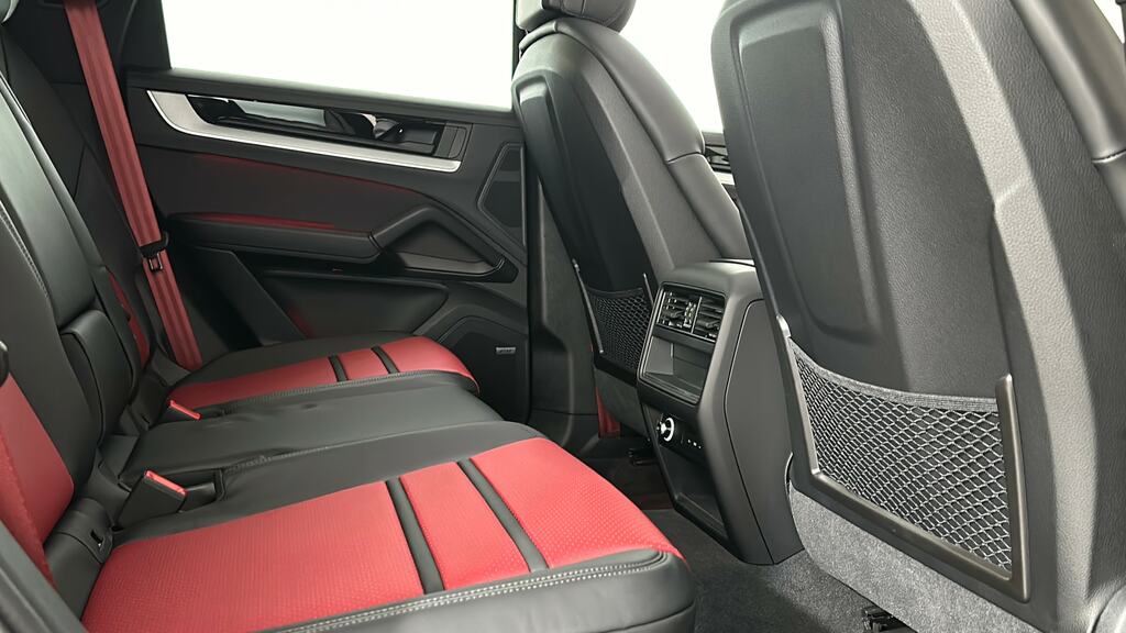 Porsche Cayenne 3.0 V6 E-hybrid 25.9Kwh Coupe Plug-in H Black #34