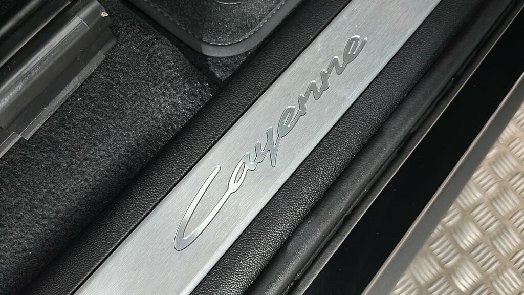 Porsche Cayenne 3.0 V6 E-hybrid 25.9Kwh Coupe Plug-in H Black #22