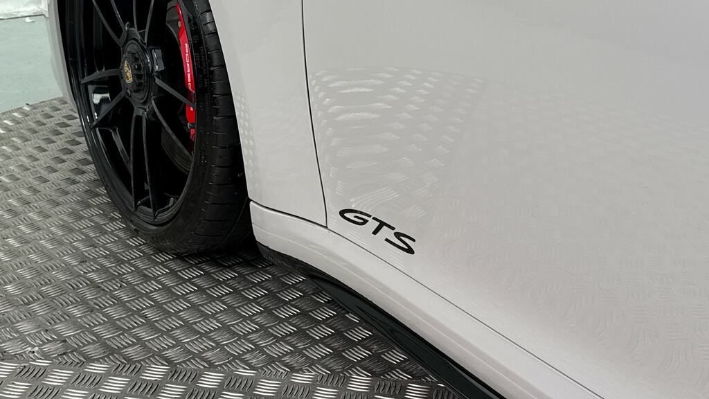 Porsche 911 911 Gt3 Touring S-a Blue #24