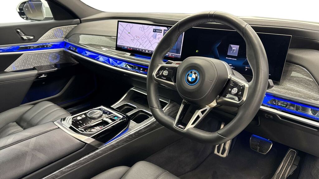BMW i7 400Kw Xdrive60 M Sport 105.7Kwh White #6