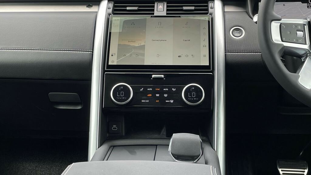 Land Rover Discovery 3.0 D350 Dynamic Hse Black #14