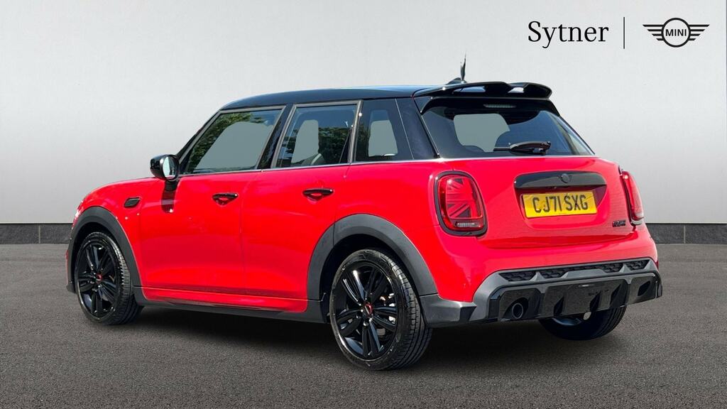 Mini Hatch 1.5 Cooper Sport Comfortnav Pack Red #2