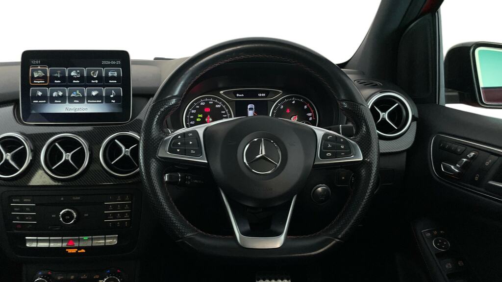 Mercedes-Benz B Class B180d Sport White #8